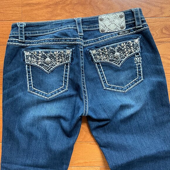 Miss Me Jeans Size 31 Mid-Rise (Easy Ankle Skinny) - Picture 1 of 2